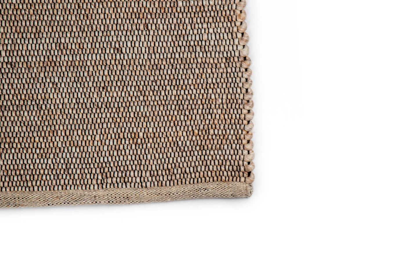 Bressano Beige 142 200x300