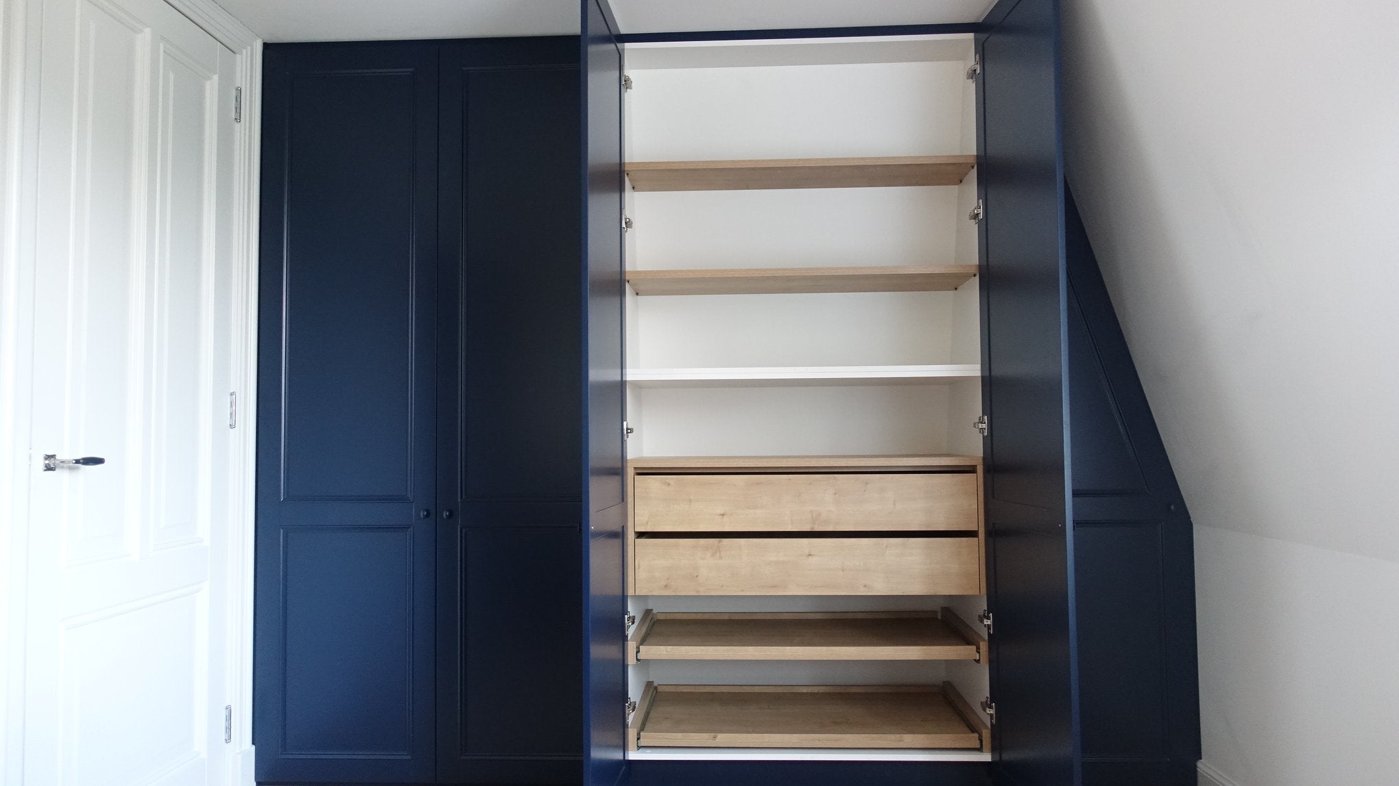 Wardrobe Semi Classic