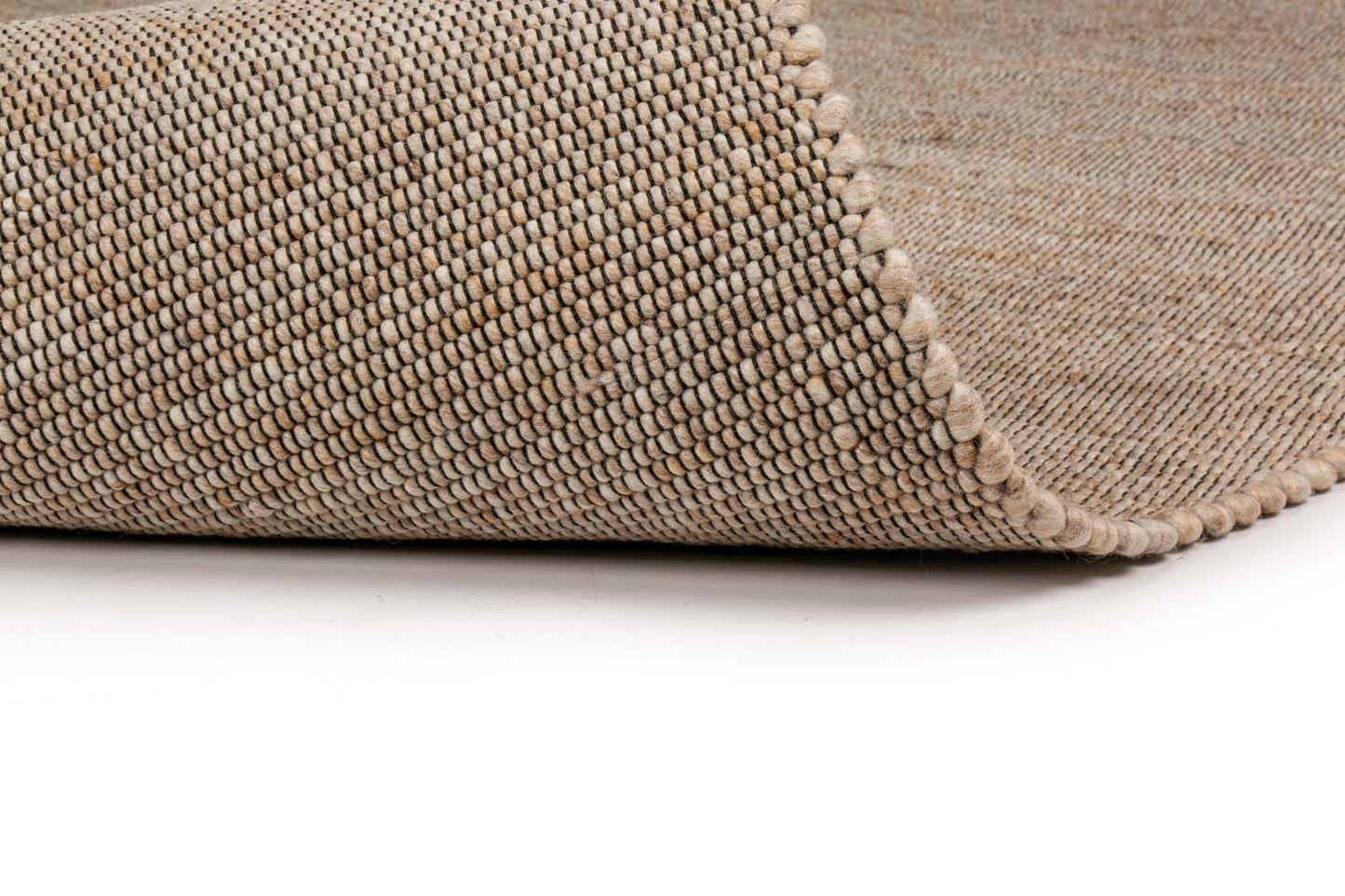 Bressano Beige 142 200x300