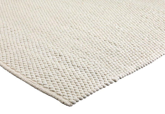 Donna Ivory 111 200x300