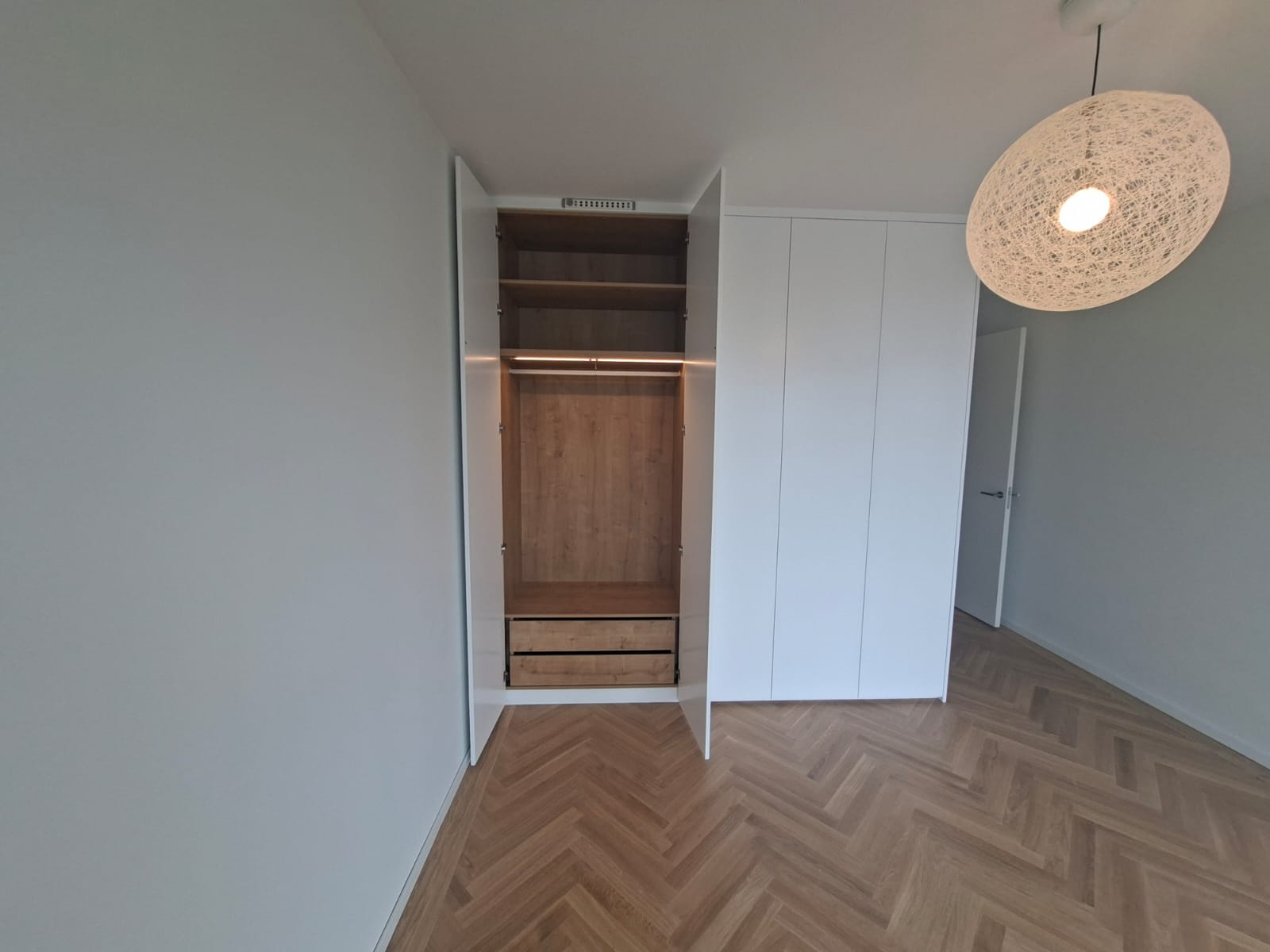 Zoomed project image