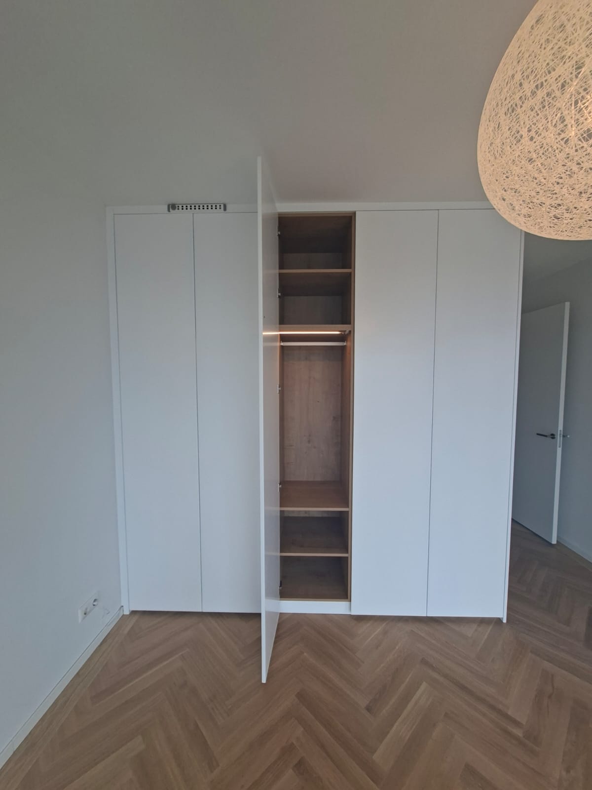 Zoomed project image